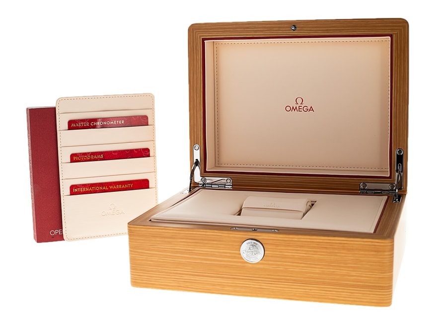 Omega Planet Ocean 215.92.46.21.01.001 Image 4